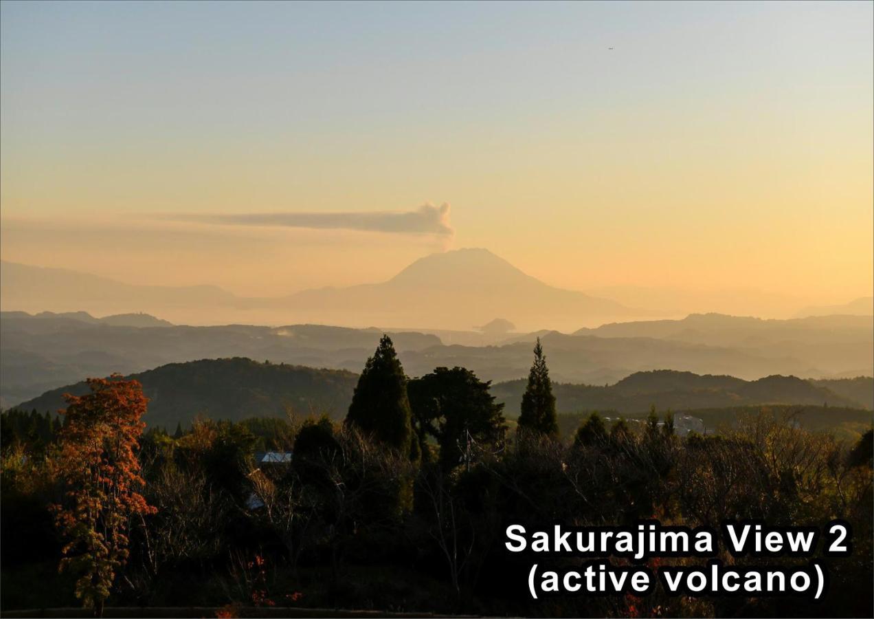 Отель La Vista Kirishima Hills Экстерьер фото
